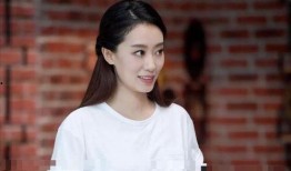 贾玲和张小斐爆料视频,揭秘喜剧电影幕后故事