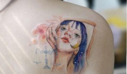 纹身女生网红吃瓜,揭秘娱乐圈幕后故事