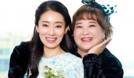 贾玲和张小斐爆料视频,揭秘喜剧电影幕后故事