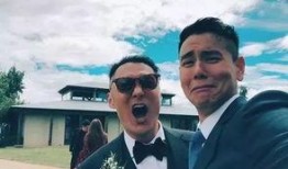 两兄弟吃瓜娱乐圈,两兄弟揭秘娱乐圈幕后风云